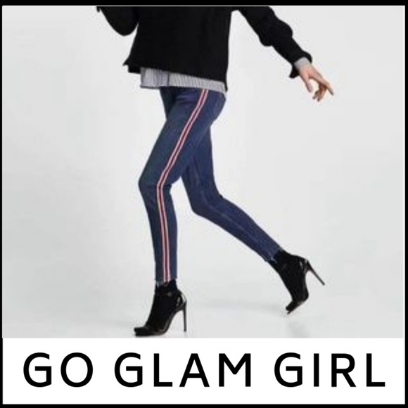 NWOT Unique Red/White Side Stripe Distressed JEANS, L - Picture 3 of 3